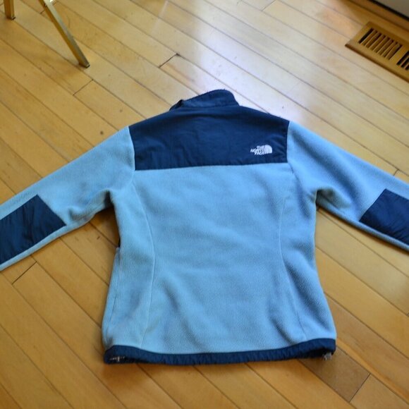 North Face Women’s Fleece Jacket Navy/Light Blue Colors Size M - Picture 9 of 12